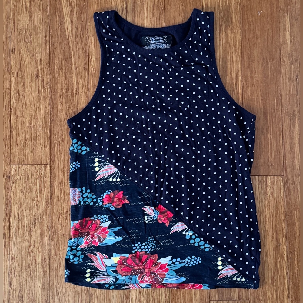 Broken Threads Split Pattern Tank Medium